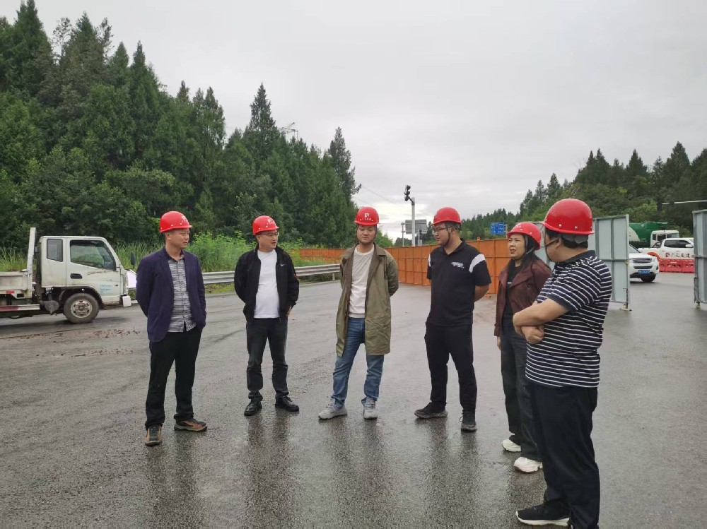 黎強帶隊開展國慶節(jié)前安全檢查